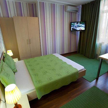 Hotel La Gil Bukarest Zimmer foto