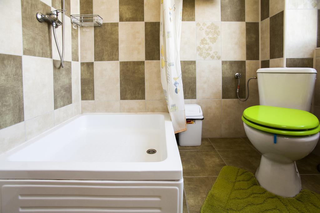 Hotel La Gil Bukarest Zimmer foto