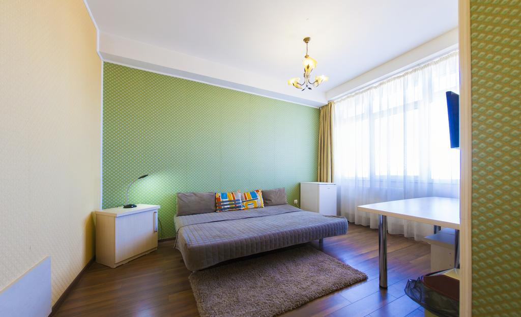 Hotel La Gil Bukarest Zimmer foto