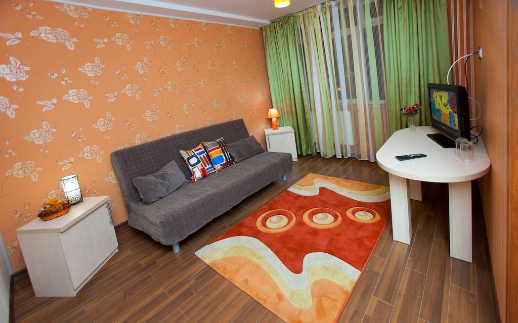 Hotel La Gil Bukarest Zimmer foto