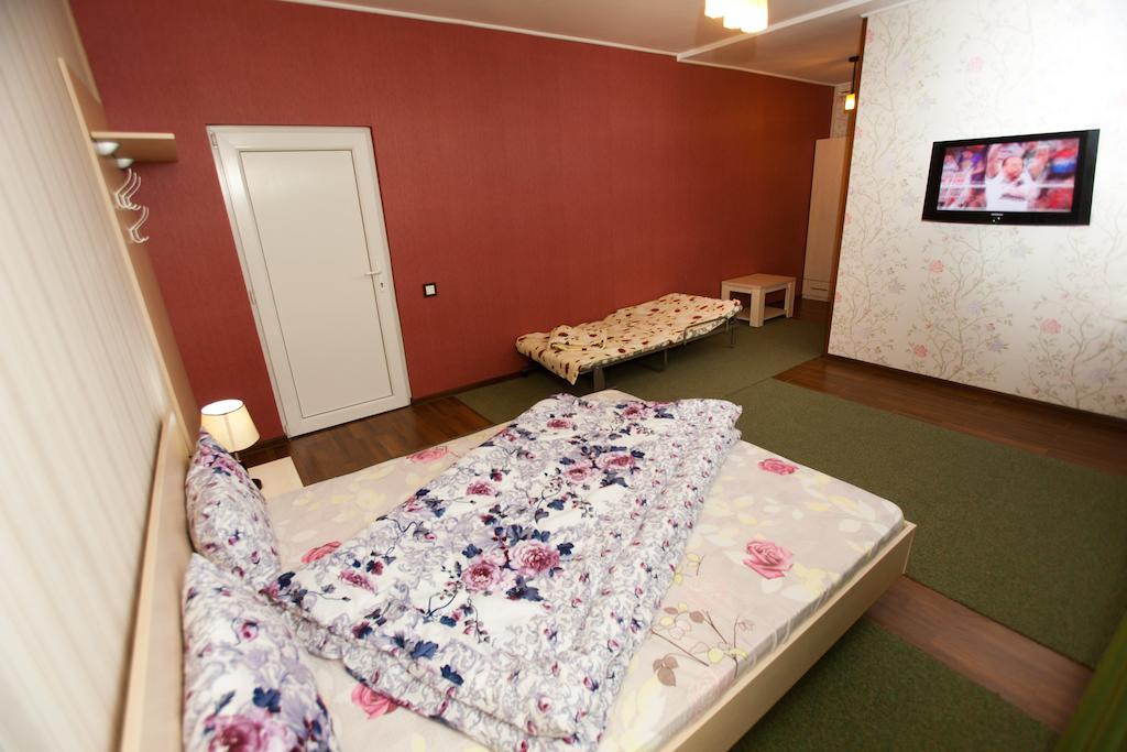 Hotel La Gil Bukarest Zimmer foto