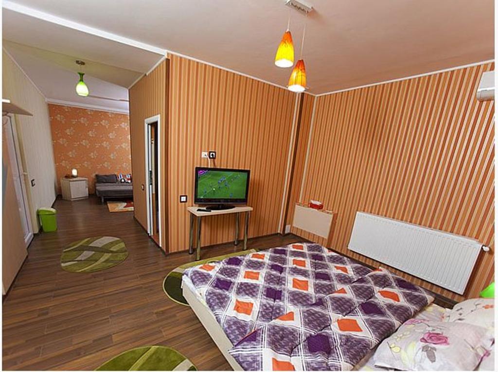 Hotel La Gil Bukarest Zimmer foto